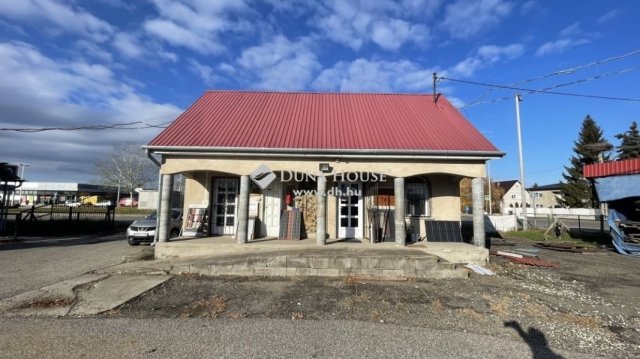 Eladó ipari ingatlan, Cegléden 125 M Ft / költözzbe.hu