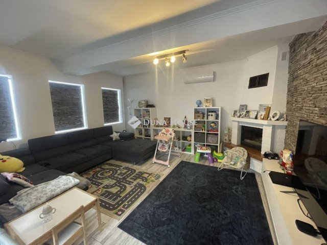 Eladó családi ház, Kecskeméten 82.9 M Ft, 4 szobás