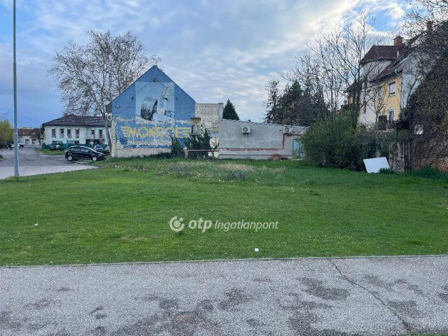 Eladó telek, Szolnokon 23 M Ft / költözzbe.hu