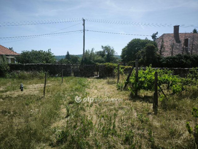 Eladó telek, Kisgyőrön 8.9 M Ft / költözzbe.hu