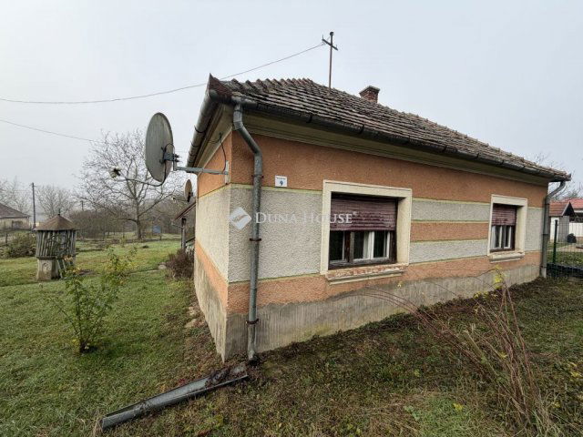 Eladó családi ház, Nemesapátiban 18.5 M Ft, 3 szobás