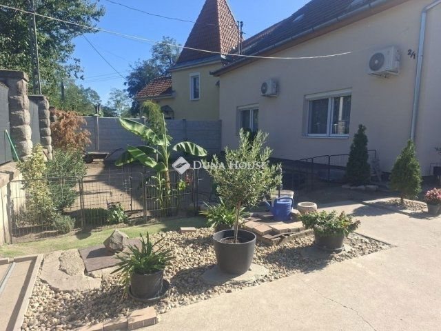 Eladó sorház, Budapesten, XVI. kerületben 139.9 M Ft, 2 szobás