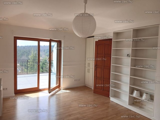 Kiadó ikerház, albérlet, Budapesten, II. kerületben, 5 szobás