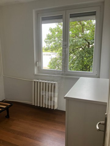 Kiadó panellakás, albérlet, III. kerületben, Hollós Korvin Lajos utcában