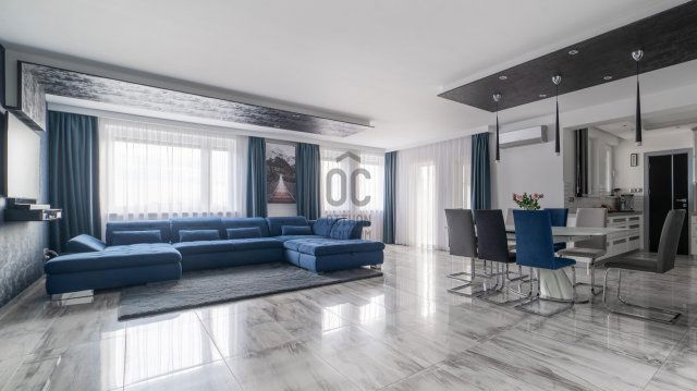 Eladó téglalakás, Szegeden 179 M Ft, 4 szobás