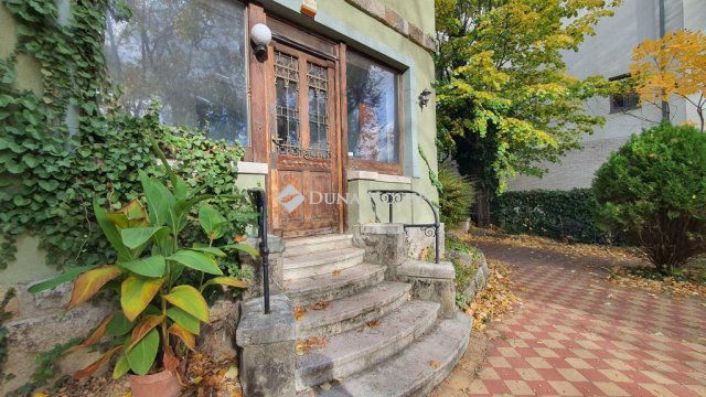 Kiadó téglalakás, albérlet, XI. kerületben, Ménesi úton