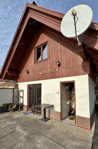 Eladó nyaraló, Tarjánon 22 M Ft, 2 szobás / költözzbe.hu