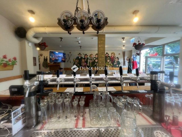 Eladó üzlethelyiség, Budapesten, V. kerületben 423.5 M Ft