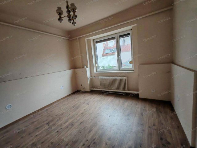 Eladó családi ház, Nyíregyházán 49.999 M Ft, 3 szobás