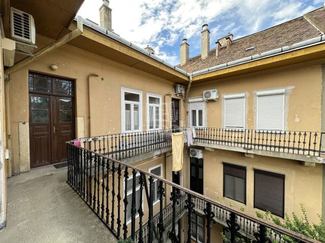 Eladó téglalakás, Székesfehérvárott 67 M Ft, 2 szobás