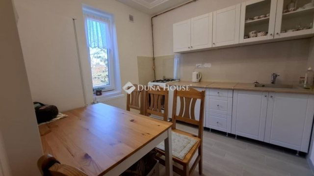 Eladó téglalakás, Budapesten, II. kerületben 71.9 M Ft, 1 szobás