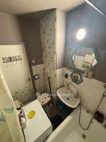 Eladó panellakás, Budapesten, X. kerületben 55 M Ft, 1+1 szobás