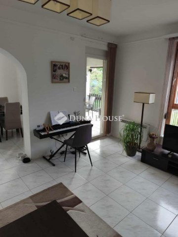 Eladó családi ház, Sopronban 108 M Ft, 6+1 szobás