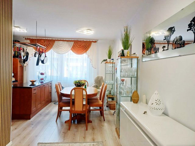 Eladó panellakás, Debrecenben 89.9 M Ft, 1+2 szobás