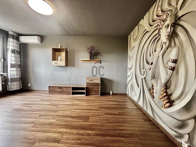 Eladó panellakás, Győrött 45.5 M Ft, 2 szobás