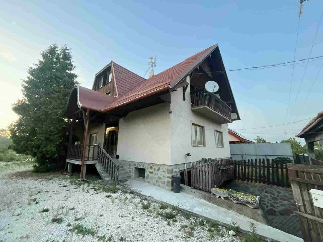 Eladó családi ház, Gárdonyban 87.9 M Ft, 6 szobás