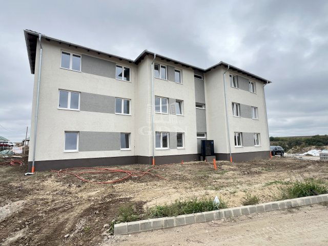 Eladó téglalakás, Mendén 60.9 M Ft, 2+2 szobás