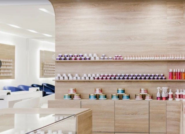 Eladó üzlethelyiség, Budapesten, V. kerületben, Nádor utcában