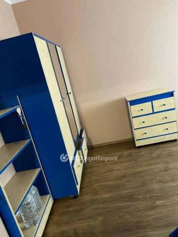 Eladó téglalakás, Mohácson 42 M Ft, 2 szobás