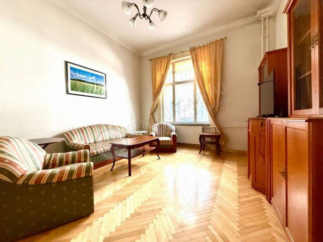 Eladó téglalakás, Budapesten, V. kerületben 110 M Ft, 2 szobás
