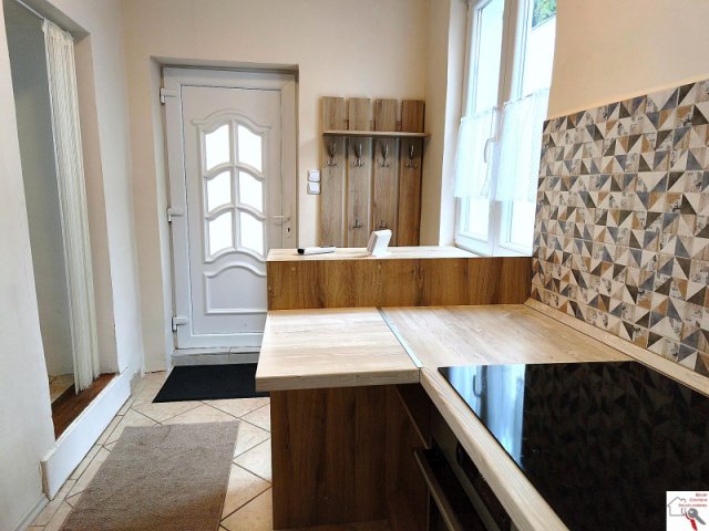 Eladó téglalakás, Pécsett 56.9 M Ft, 1+1 szobás