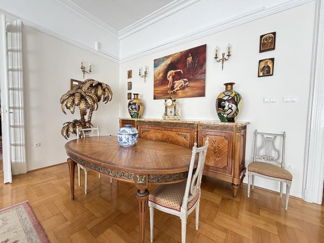 Eladó téglalakás, Budapesten, VI. kerületben, Teréz körúton