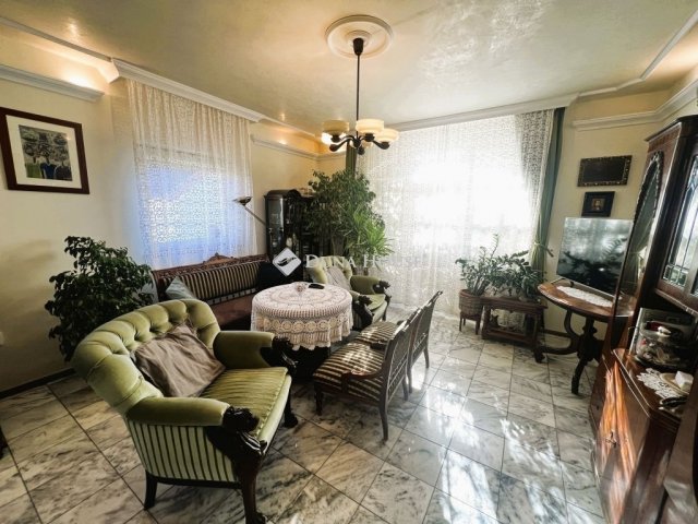 Eladó családi ház, Solymáron 269 M Ft, 5 szobás