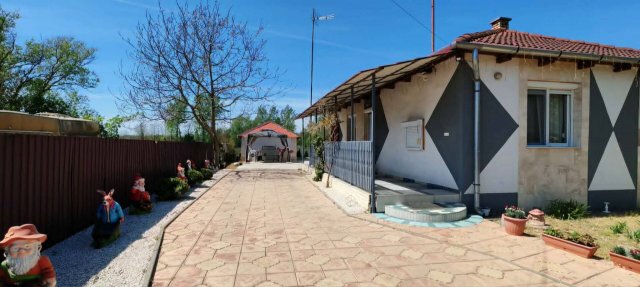 Eladó családi ház, Encsencsen 51.999 M Ft, 2 szobás