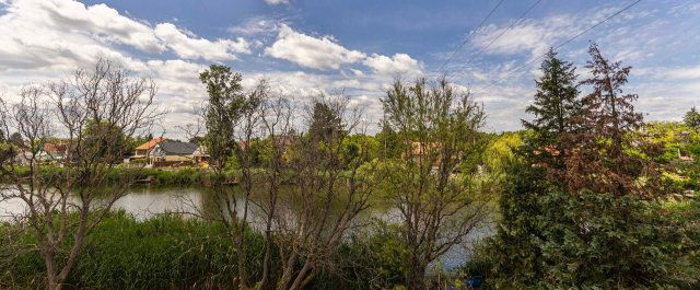 Eladó családi ház, Szigethalmon 200 M Ft, 5+2 szobás