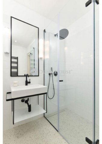 Eladó téglalakás, Budapesten, V. kerületben 138.113 M Ft