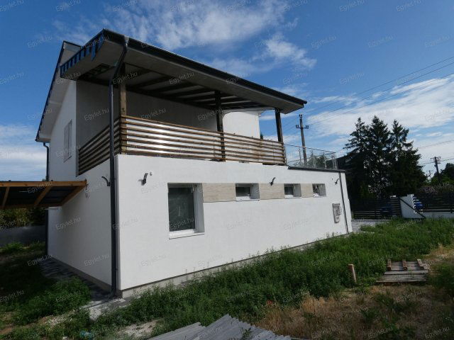 Eladó családi ház, Budapesten, XVII. kerületben 179.8 M Ft