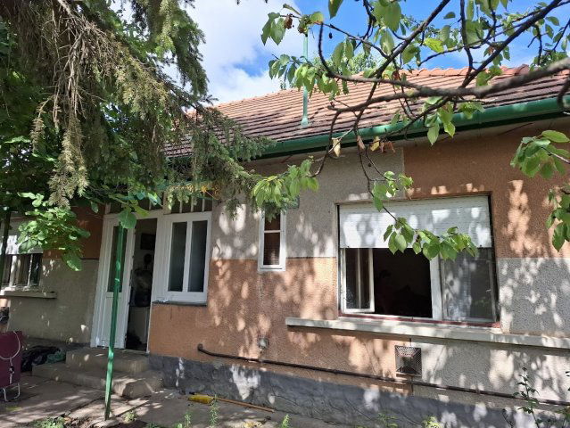 Eladó családi ház, Üllőn 40.9 M Ft, 2 szobás