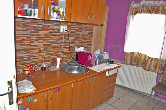 Eladó családi ház, Mályin 41.9 M Ft, 3 szobás