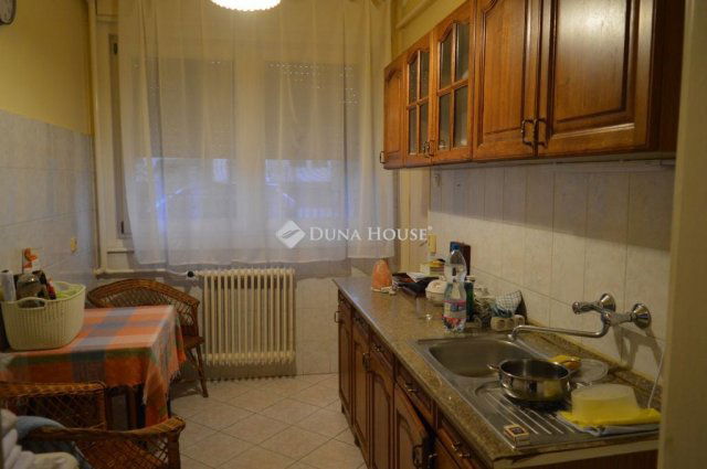 Eladó családi ház, Debrecenben, Esze Tamás utcában 89.9 M Ft