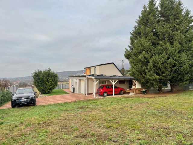 Eladó családi ház, Pécsett, Ürögi határúton 109.9 M Ft