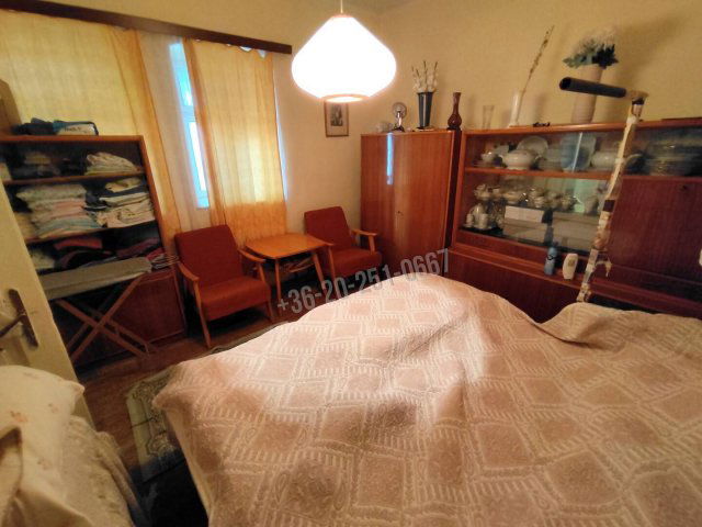 Eladó családi ház, Dunaszekcsőn 10.9 M Ft, 3 szobás
