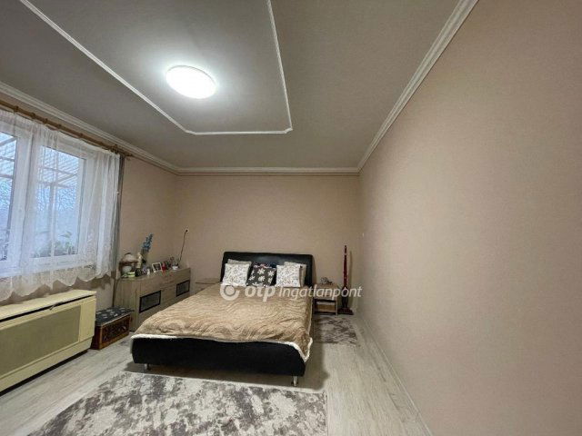 Eladó családi ház, Nyíregyházán 59.9 M Ft, 3 szobás