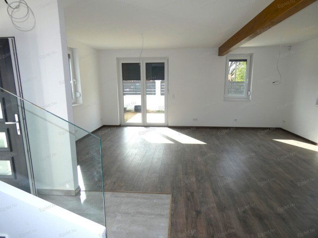 Eladó ikerház, Budapesten, XVII. kerületben 134.7 M Ft, 4 szobás