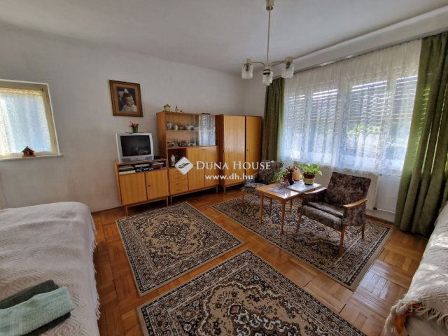 Eladó családi ház, Orfűn 99.5 M Ft, 4 szobás