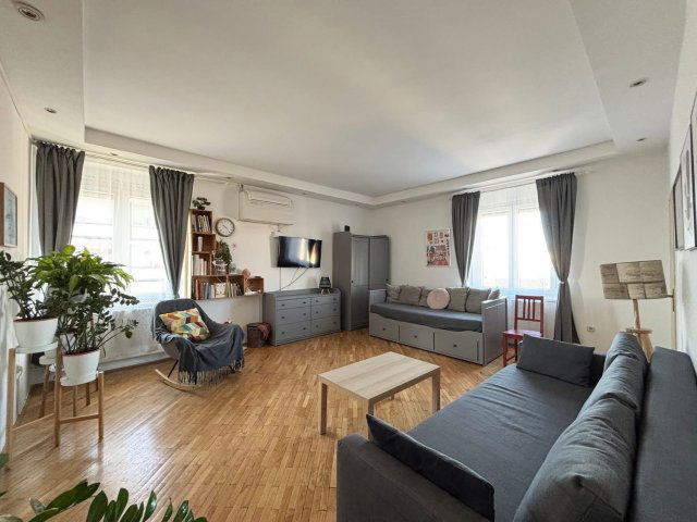 Eladó téglalakás, Győrött 89 M Ft, 2 szobás