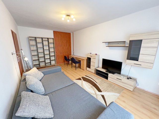 Kiadó téglalakás, albérlet, Debrecenben 200 E Ft / hó, 3 szobás