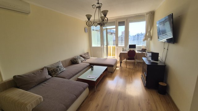 Eladó panellakás, Budapesten, VIII. kerületben, Baross utcában