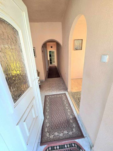 Eladó családi ház, Szerencsen 27.99 M Ft, 4 szobás