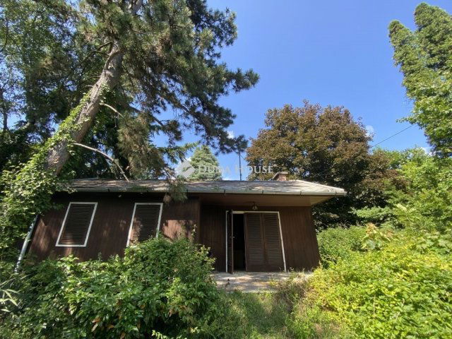 Eladó családi ház, Szentendrén 85 M Ft, 1+2 szobás