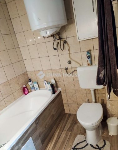 Eladó családi ház, Mohácson 41.5 M Ft, 3 szobás