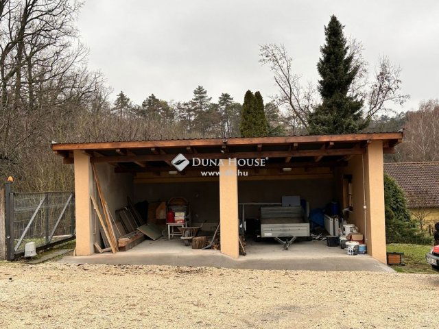 Eladó családi ház, Tamásiban 120 M Ft, 6 szobás