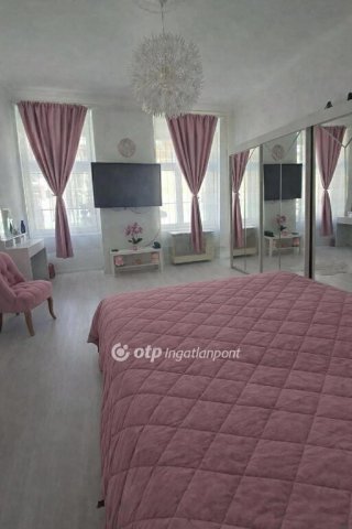 Eladó téglalakás, Budapesten, X. kerületben 84.9 M Ft, 3 szobás