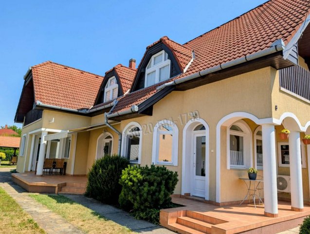 Eladó családi ház, Keszthelyen, Ruszek József utcában 144 M Ft