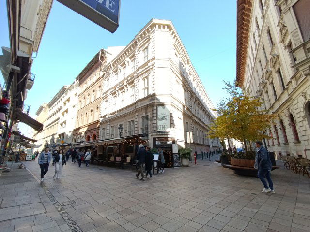 Eladó téglalakás, Budapesten, V. kerületben 79.9 M Ft, 2 szobás