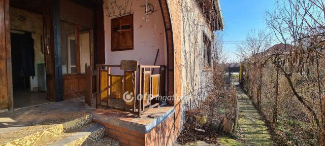 Eladó családi ház, Szászbereken 13.5 M Ft, 3 szobás